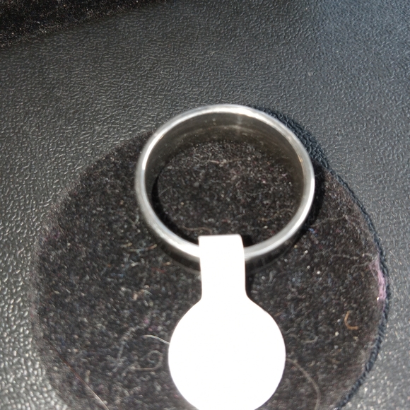 Mens stainless steel And Black Enamel ring - Picture 3 of 4